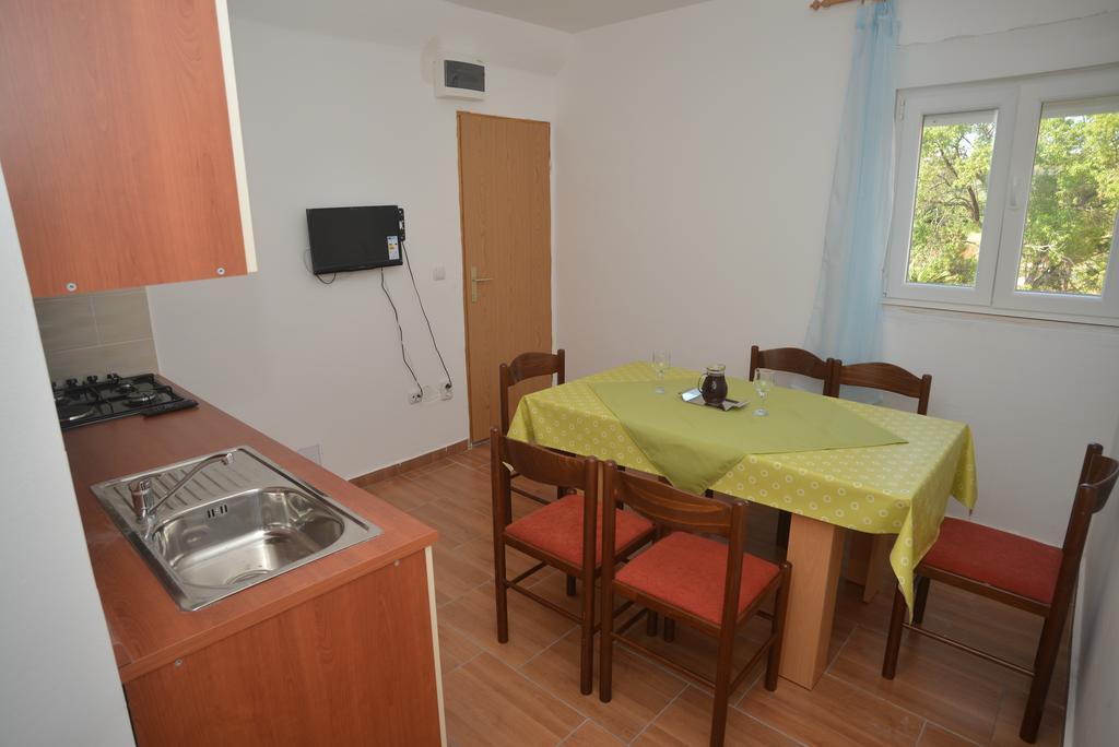 Apartments Citrus Turanj Habitación foto